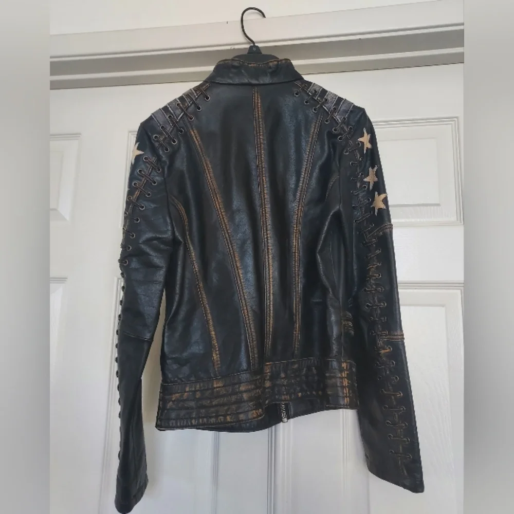 Black Rivet (Wilsons Leather) Distressed Leather Jacket with Star Details, S - Picture 2 of 16